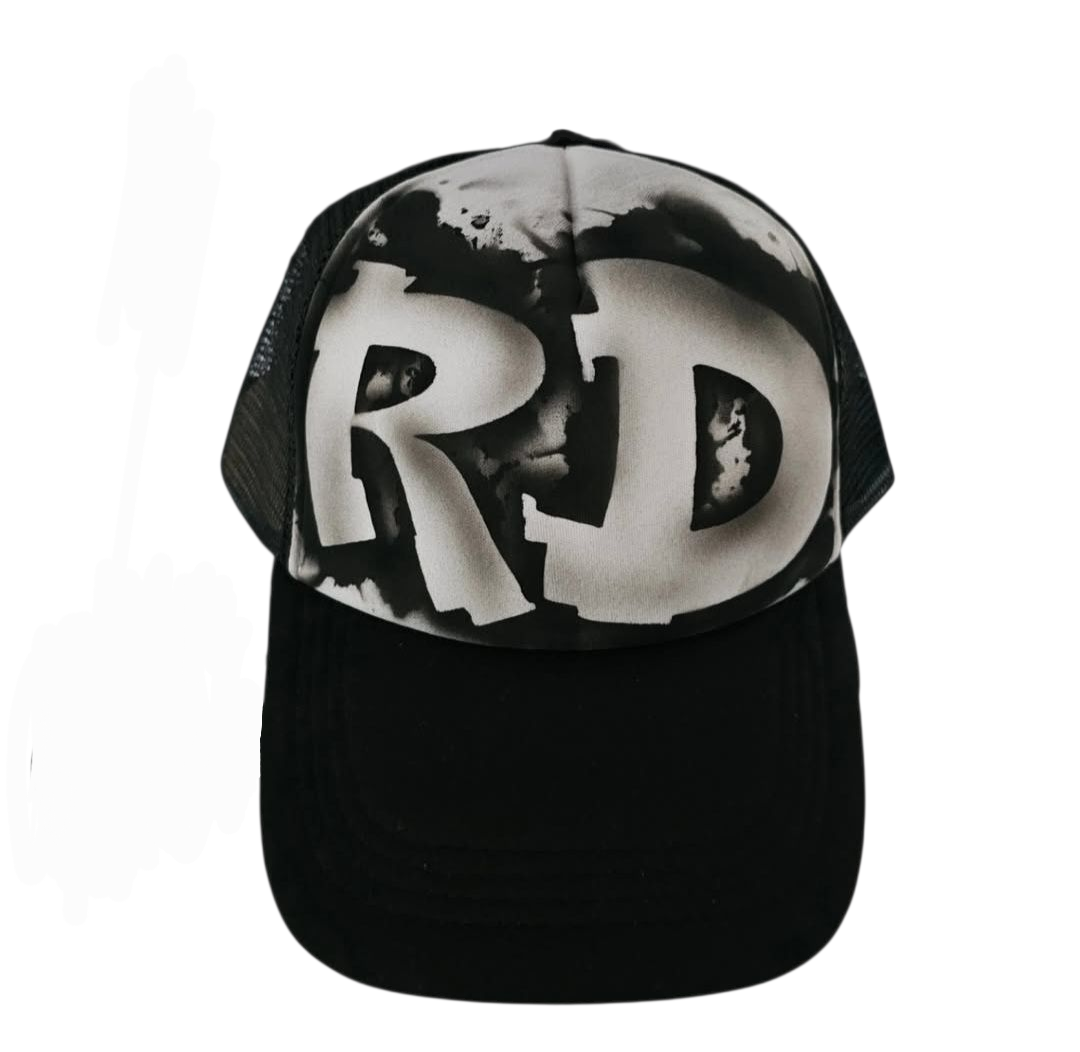 Airbrushed custom caps